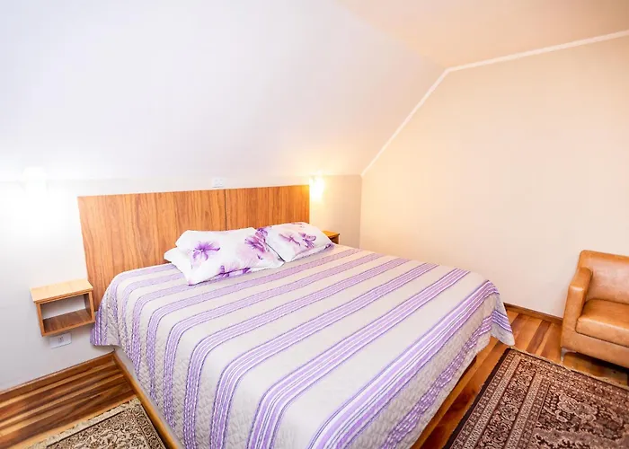 Suites E Chales Com Hidro Lareira E Ar Condicionado Villa Hegus