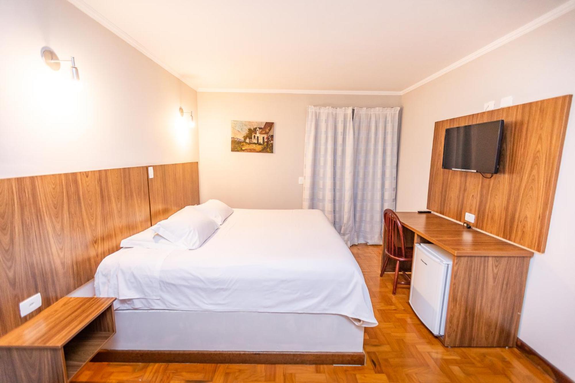 E Com Hidro Lareira E Ar Condicionado Hegus Inn 3*